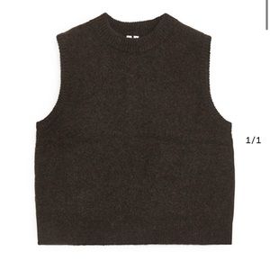 Arket brown Alpaca sweater vest XS